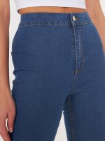 Klasyczne jeansy skinny basic