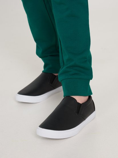 Basic faux leather slip-on shoes