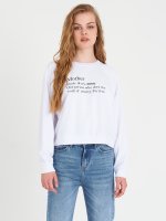 Sweatshirt with slogan print