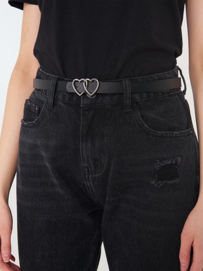 Heart shaped buckle belt