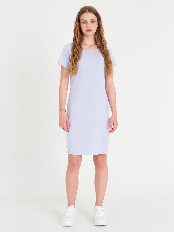 Plain dress with side zippers
