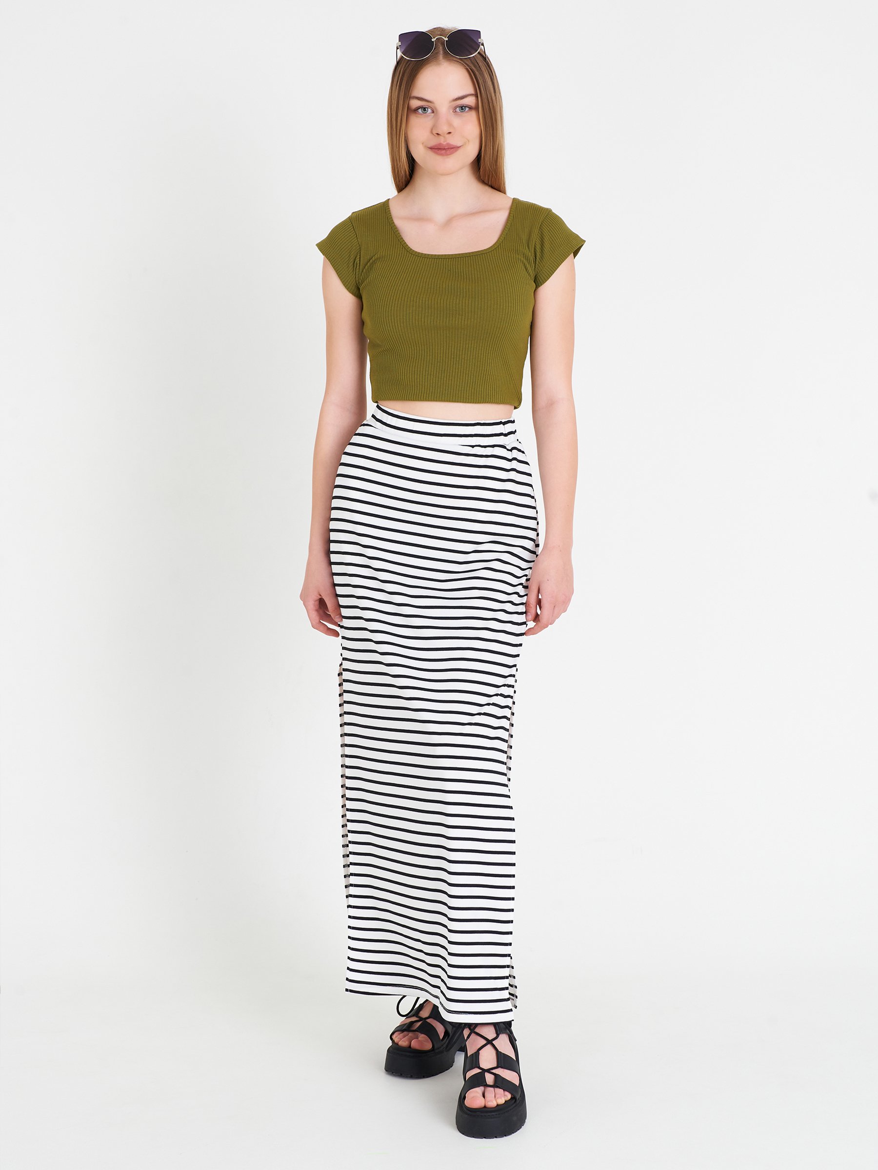 Maxi striped skirt with side slits | GATE