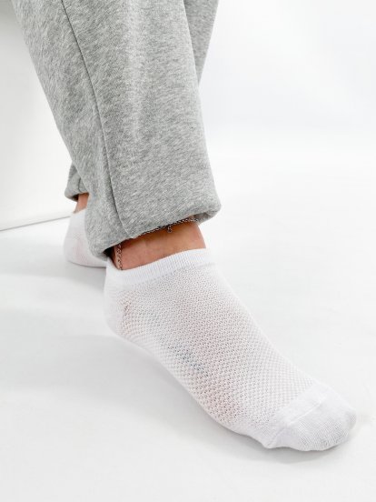 Balenie 2 párov dámskych neviditeľných ponožiek