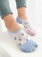 Balení 2 párů dámských vzorovaných neviditelných ponožek se silikonovým proužkem