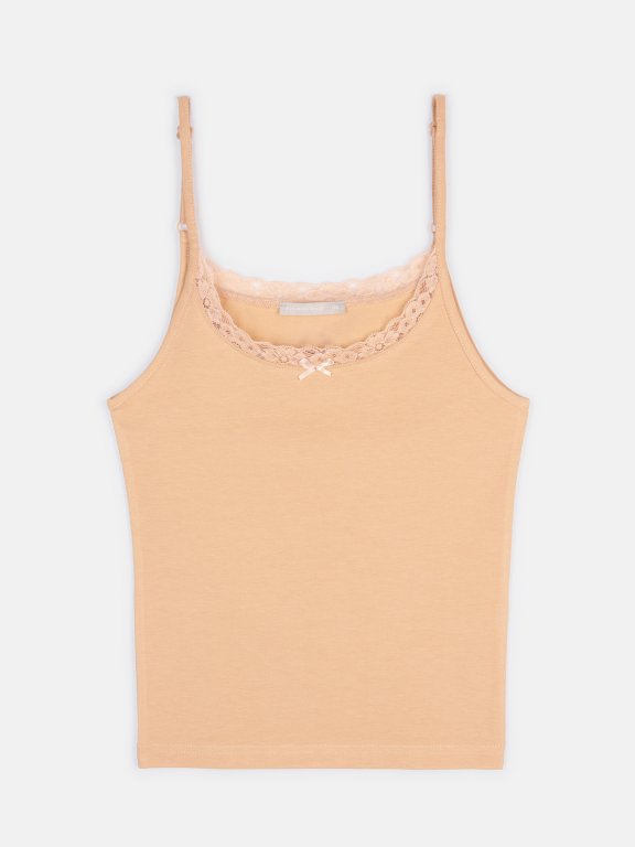 Stretchy tank with lace