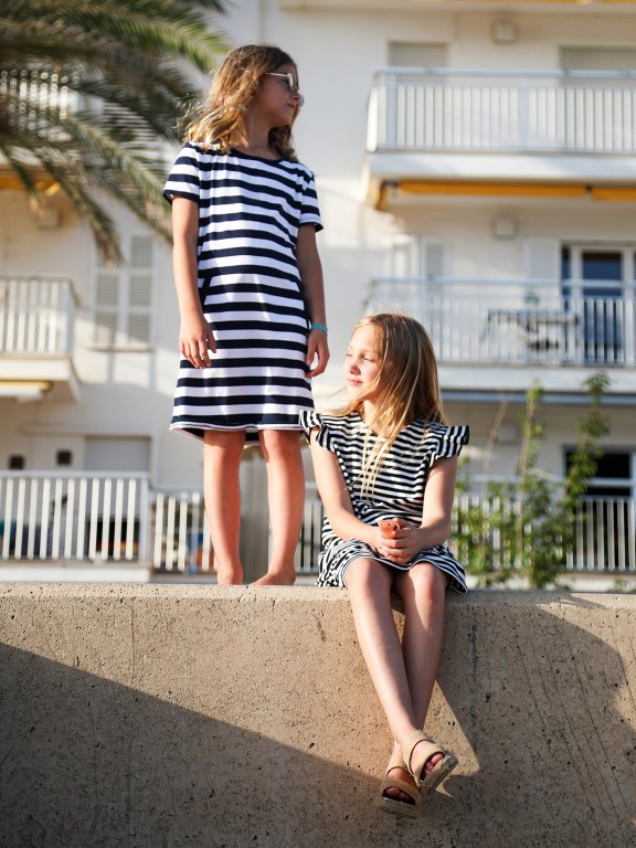Striped dress with faux pockets