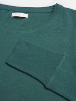 Basic long sleeve t-shirt