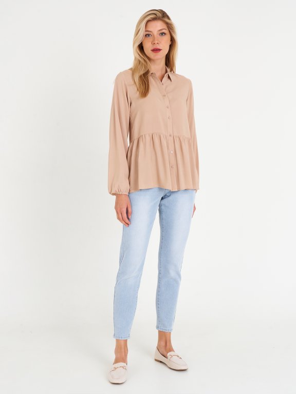 Blouse with ruffle