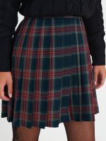 Károvaná skladaná mini sukňa