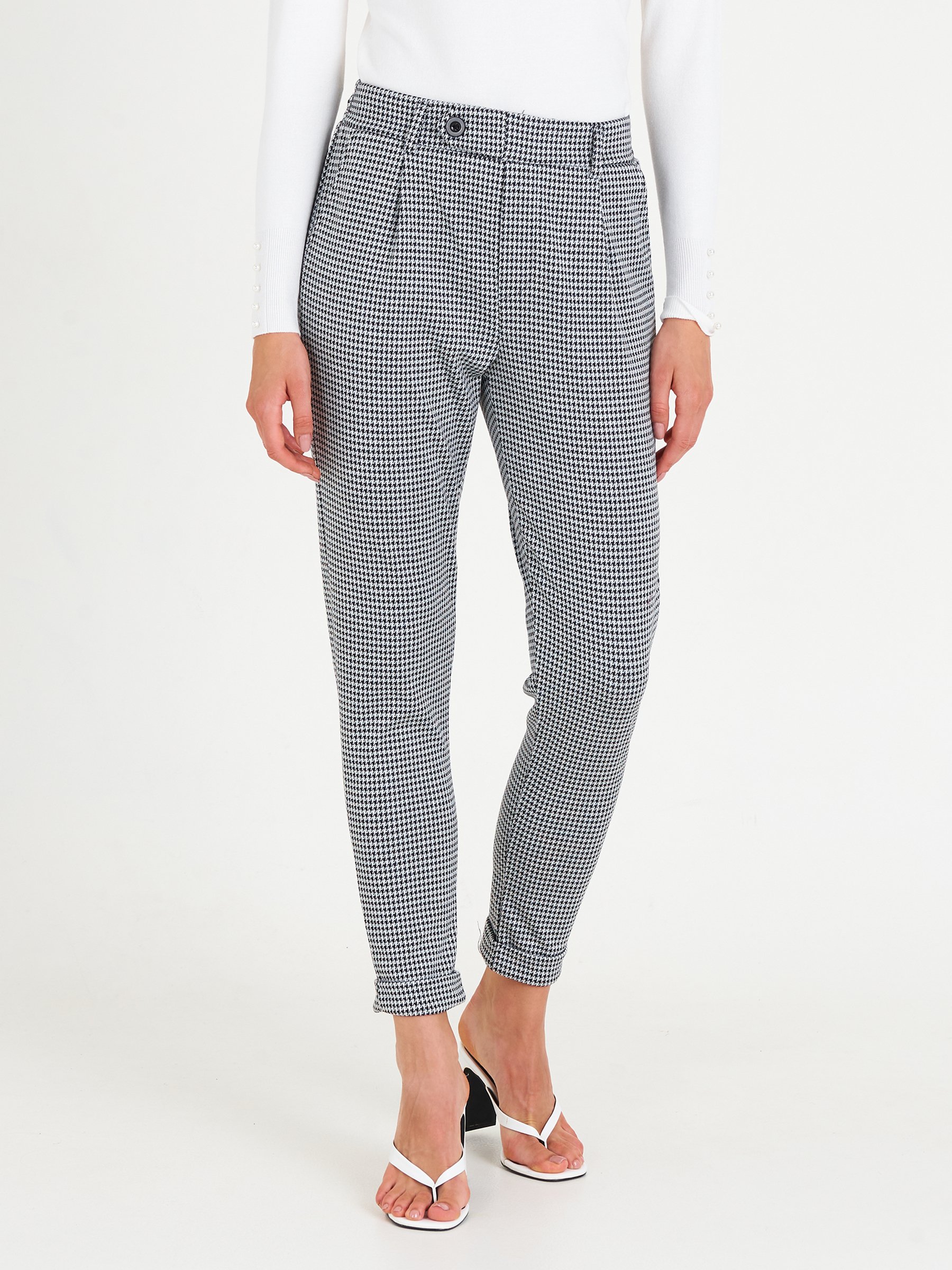 Six Ways to Wear Houndstooth Pants  Graceful Rags