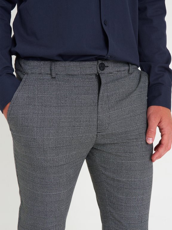 Kárované nohavice straight slim