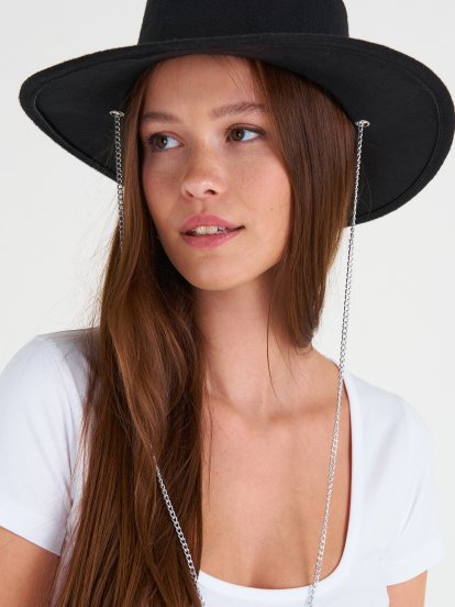 Boater hat with chain