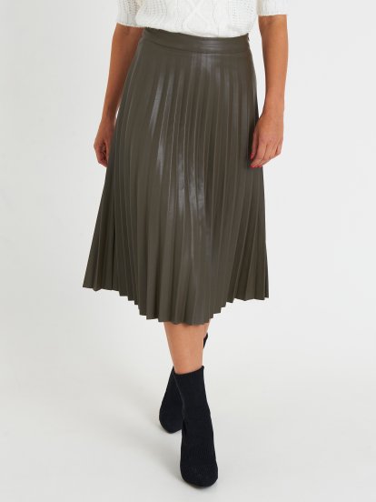 Faux leather pleated skirt