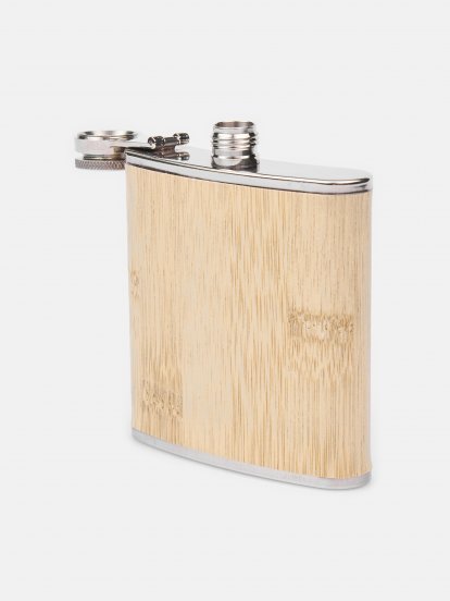 Hip flask with wooden design