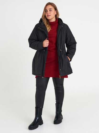 Prechodná dámska bunda s kapucňou plus size