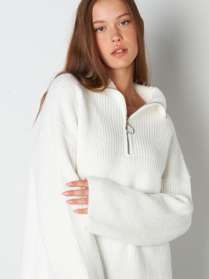 Damski sweter oversize z zamkiem błyskawicznym