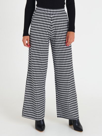 Wide leg houndstooth pants
