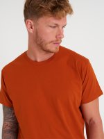Bawełniana koszulka basic o regularnym kroju