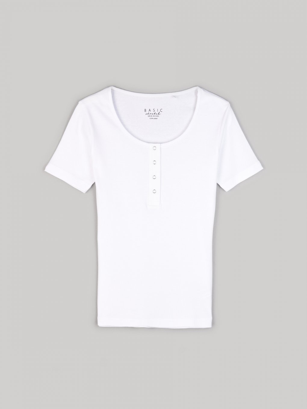 Basic cotton t-shirt with buttons