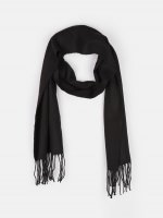 Scarf with fringes