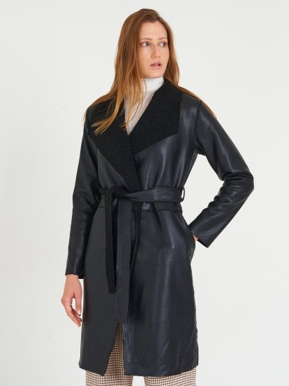 Koženkový kabát s plyšovou podšívkou