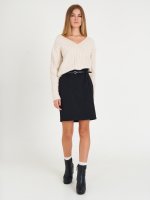 Cable-knit v-neck pullover
