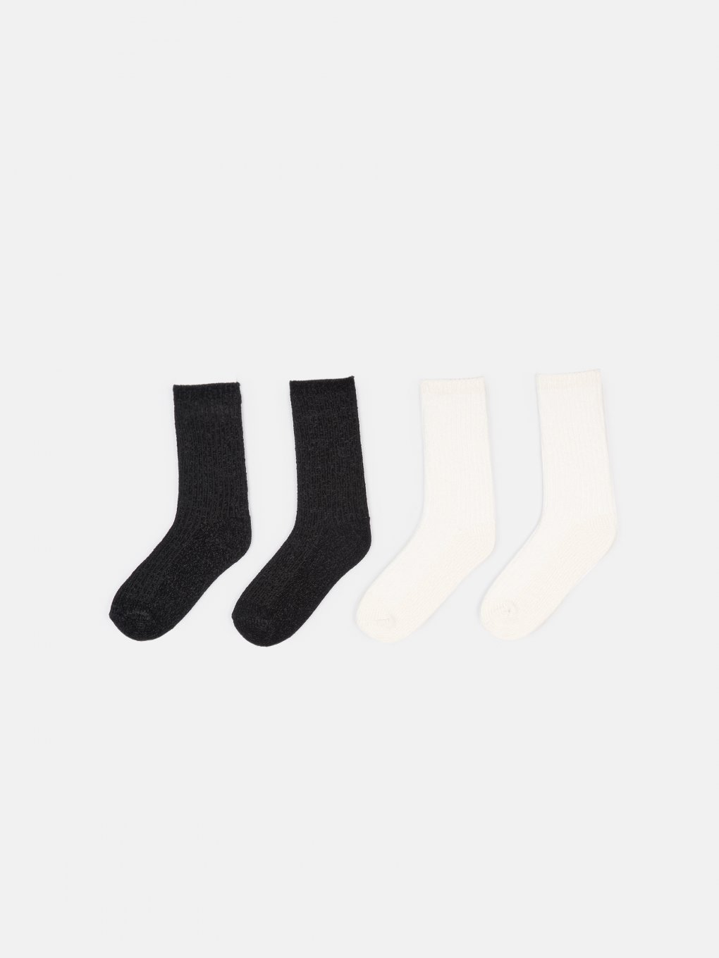 Balenie 2 párov mäkkých ženilkových ponožiek