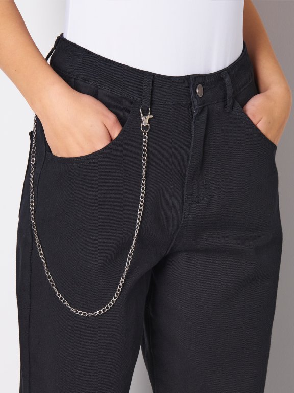 Slouchy jeans with chain