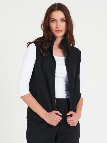 Fleece vest with side pockets