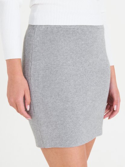 Knitted bodycon mini skirt