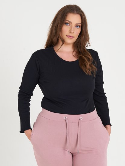 Plus size basic ribbed top