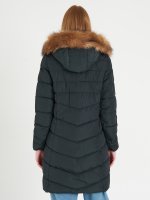 Długa pikowana kurtka zimowa ze sztucznym futerkiem