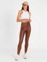 Faux leather skinny pants