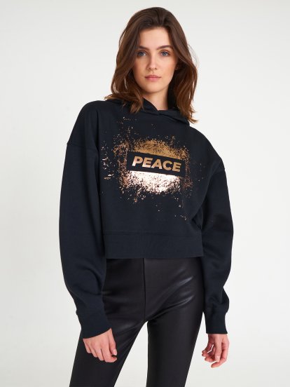 Cropped hoodie with gold print