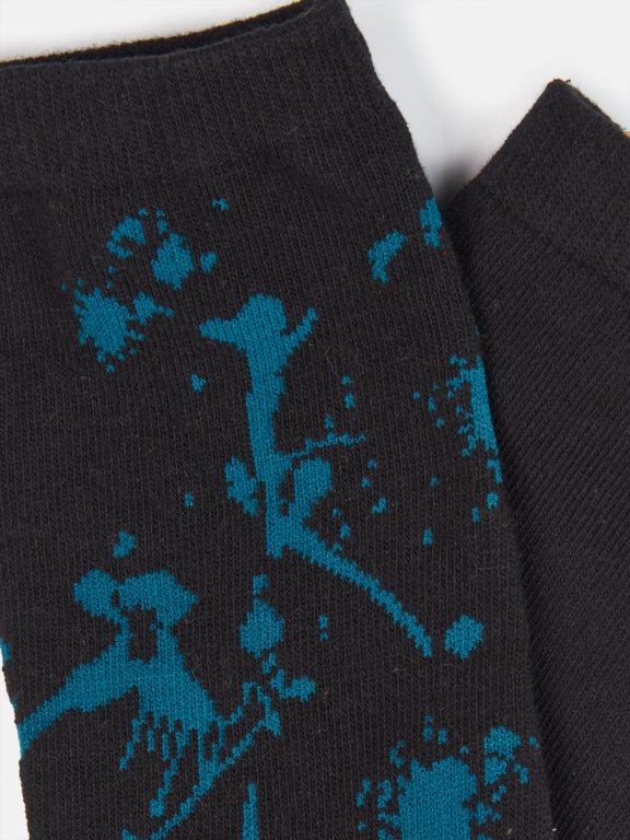 2-pack of patterned crew socks
