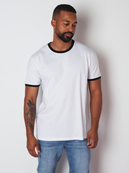Bawełniana koszulka męska z kontrastową lamówką