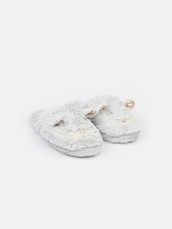 Faux-fur slippers with ears