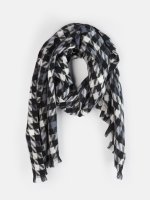 Houndstooth scarf