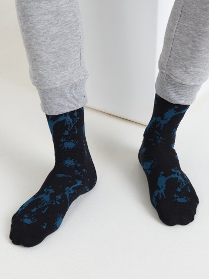 Balení 2 párů vysokých vzorovaných ponožek