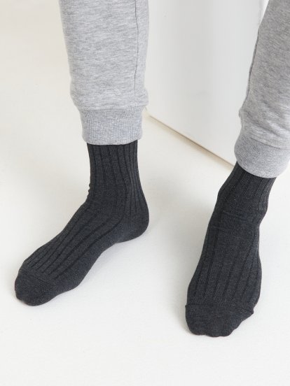 Basic magas szárú zokni