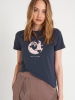 Bawełniana koszulka damska z nadrukiem graficznym
