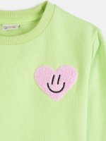 Dziewczęca bluza z frotową naszywką w kształcie serca