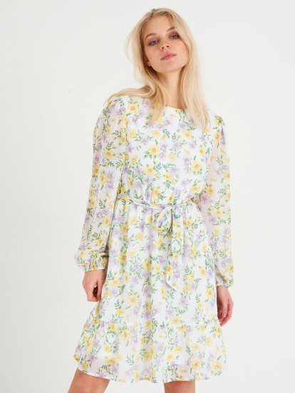 Damska sukienka w kwiaty z szyfonu