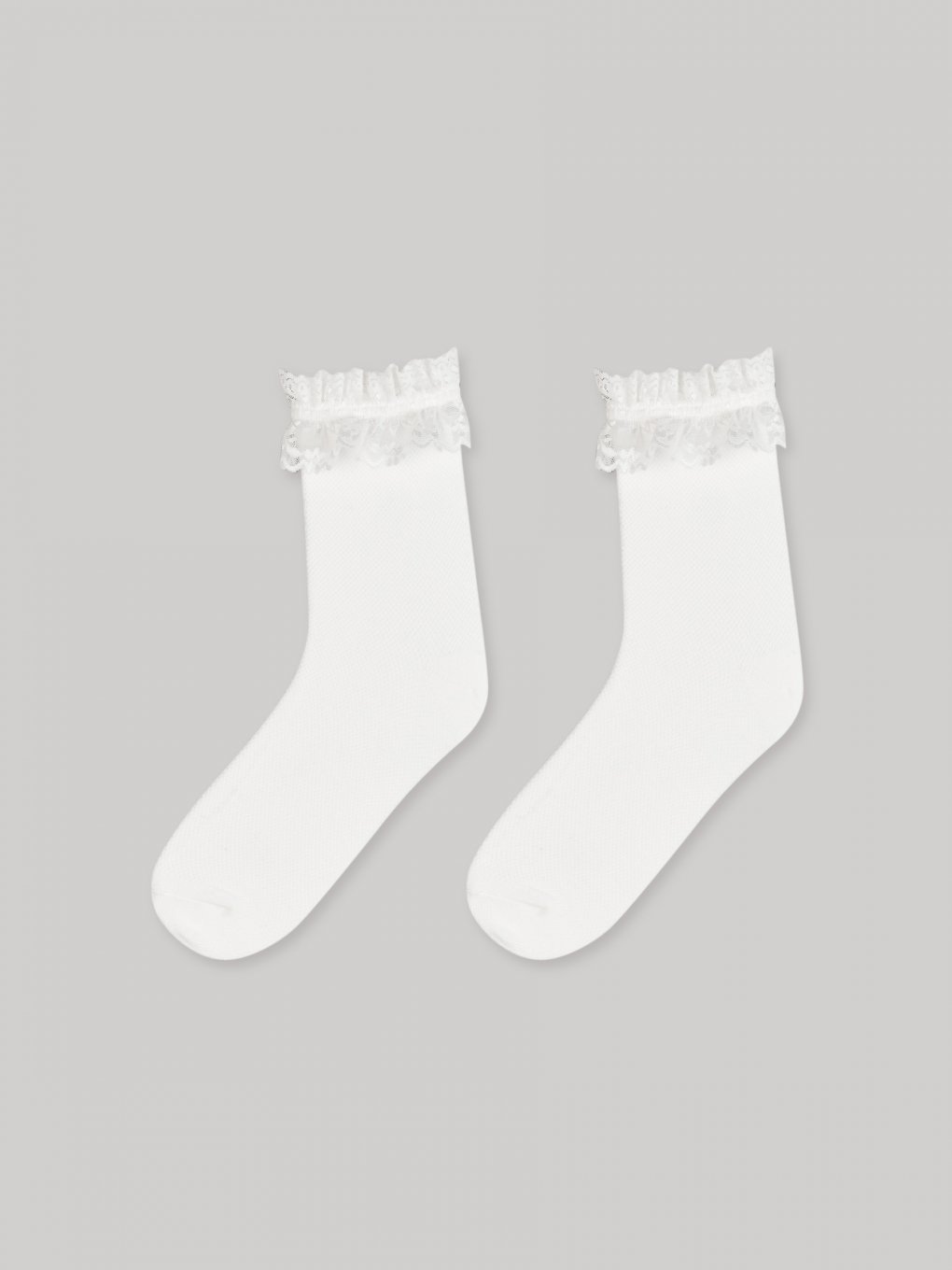 Crew socks with lace
