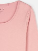 Basic longline t-shirt with asymmetric hem