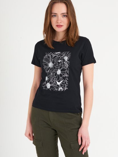 Cotton t-shirt with graphic print