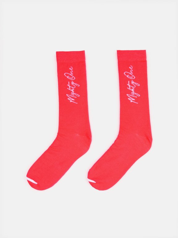 Hohe Socken mit Aufschrift