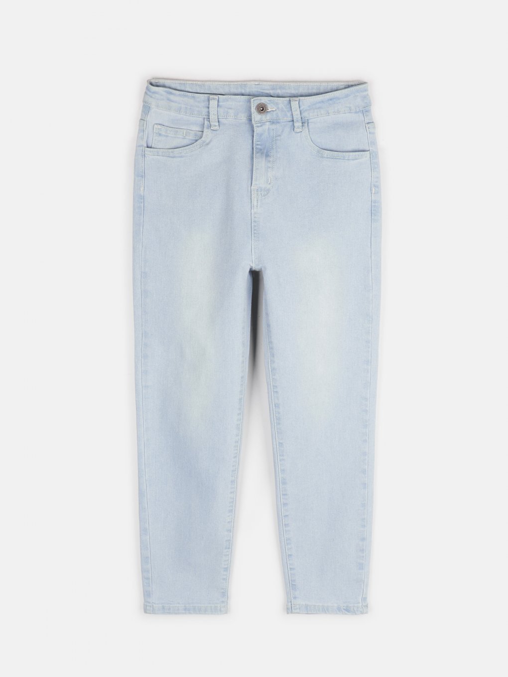 Základné straight slim džínsy