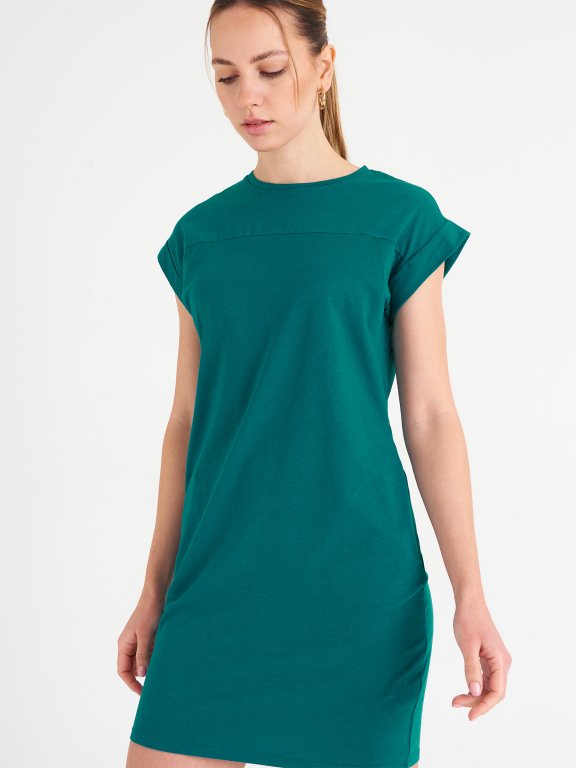 Klasyczna  sukienka t-shirtowa z krótkim rękawem dla kobiet