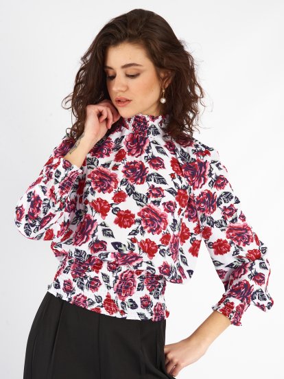 Floral blouse top